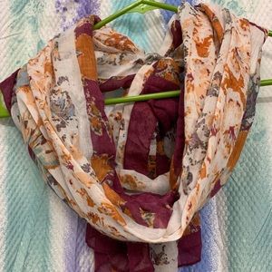 Ladies scarf